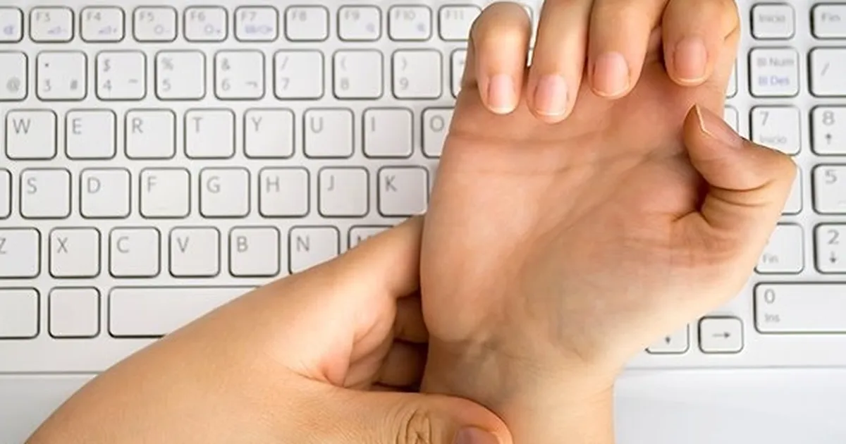 Bilgisayar başında uzun vakit geçirenler dikkat